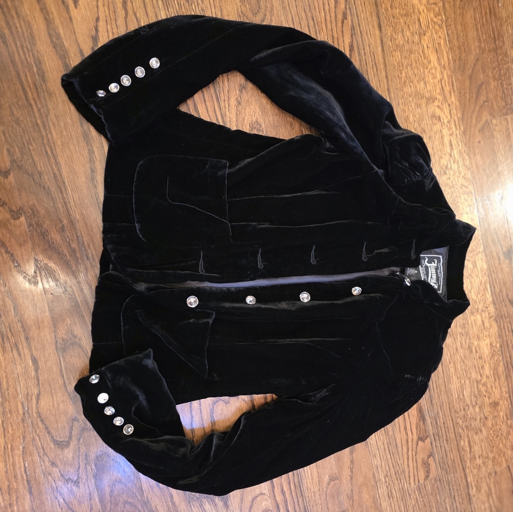 Jimmy z. Vintage. Black Velvet Women's Jacket with Decorative Buttons. Small